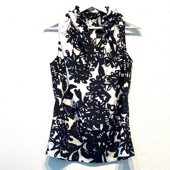Outback Red by The Limited Black and White Sleeveless Print Blouse Top - Picture 1 of 6